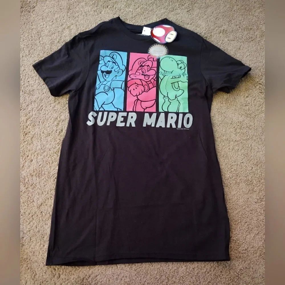 Nintendo Genuine Super Mario Graphic T-Shirt Size Small BRAND NEW WITH TAGS